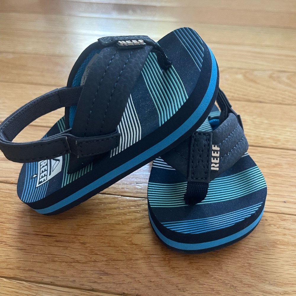 Baby flip flops